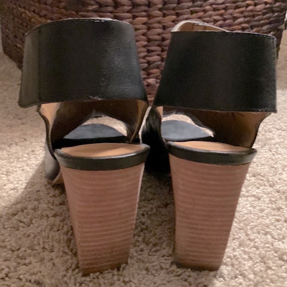 Report | Signature Blade Block Heel - image 6